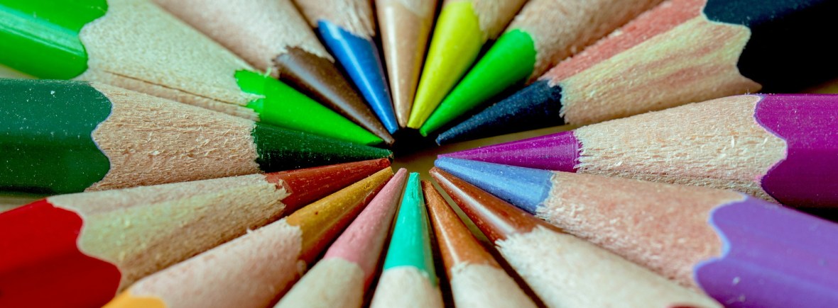 Colour pencils for writing